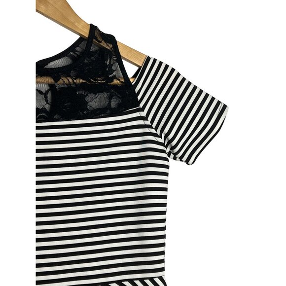 Ava & Yelly Black White Striped Cold-Shoulder Dress Lace Neckline Fit & Flare Si - Picture 6 of 16